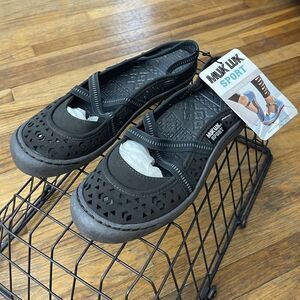 🆕 Muk Luks Sport Sandal